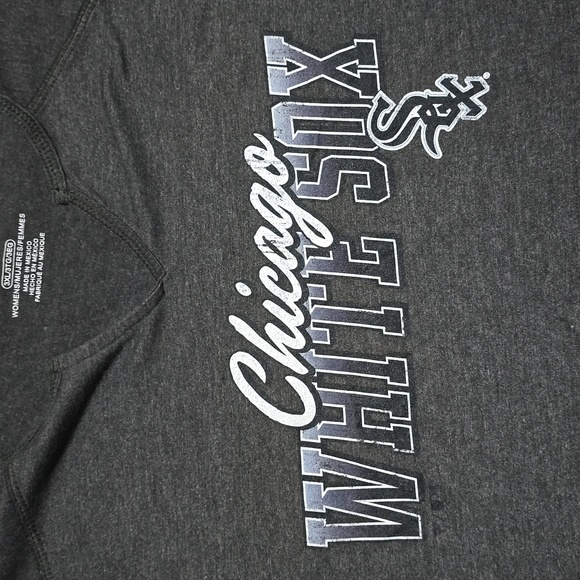 Chicago White Sox Fanatics Womens Size 3XL Slanted Pride Notch Tri-Blend V-Neck - Picture 11 of 15